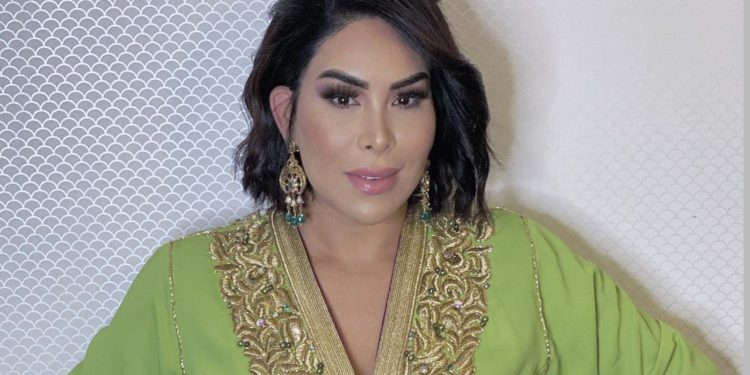 بالفيديو٠٠نجاة رجوي تحتفل ببلوغها 44 سنة