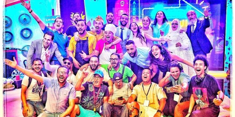 مجموعة إيموراجي الكوميدية تقدم برنامج تلفزيوني جديد على 2M “باحة الإستراحة”