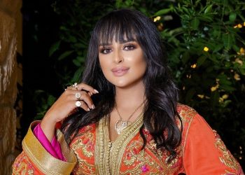 سناء شيكشوب تضع مولودها..