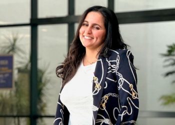 سميرة الهاشمي تخاطب الأمهات: “كوني فخورة براسك حيت الناس غايهضروا ديما” (فيديو )