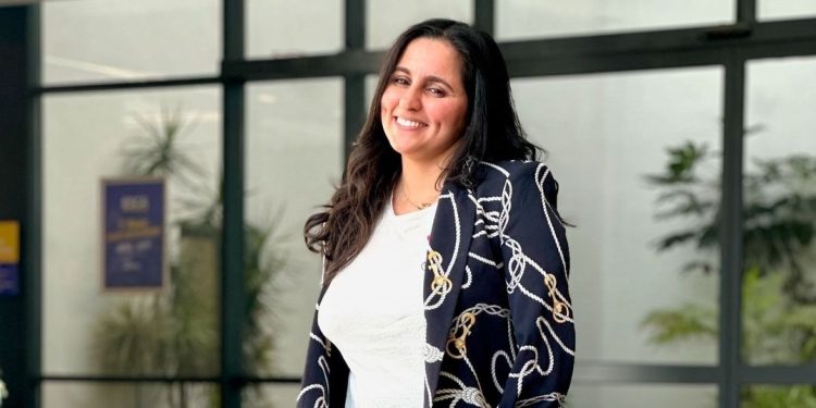 سميرة الهاشمي تخاطب الأمهات: “كوني فخورة براسك حيت الناس غايهضروا ديما” (فيديو )