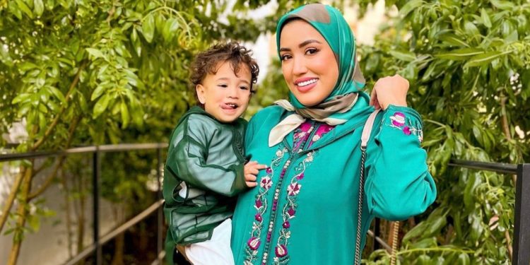 سارة أبو جاد تشارك متابعيها أصعب تحدي لها رفقة ابنها..
