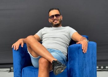 الكوميدي رشيد رفيق يعلن عن موعد عرضه الكوميدي “خيبراتور”  (تفاصيل)