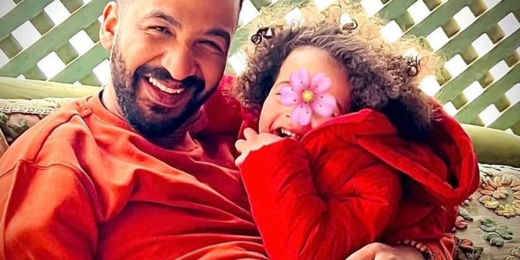 بمناسبة عيد ميلادها..مهدي فولان يوجه رسالة لإبنته فنه (صورة)