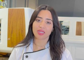 خديجة الفتحي المشهورة ب “دوجا” تكشف عن هذه المفاجأة٠٠فيديو