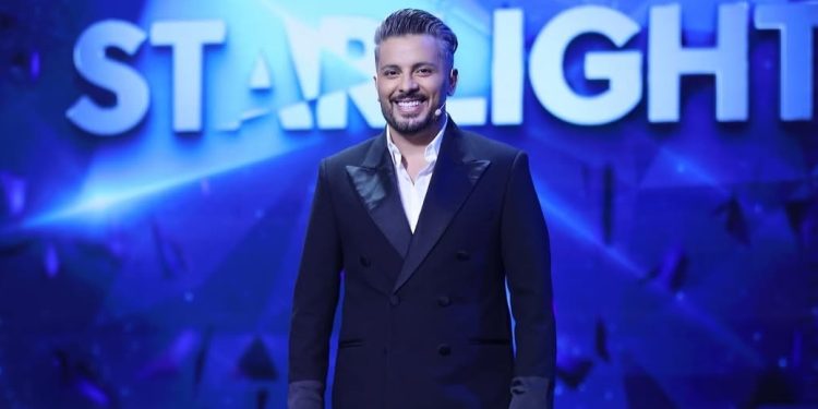 حاتم عمور يعد جمهوره ببرايم نهائي مميز من “ستار لايت”