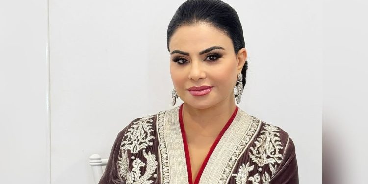 بالصور..لطيفة رأفت تكرم بمدريد