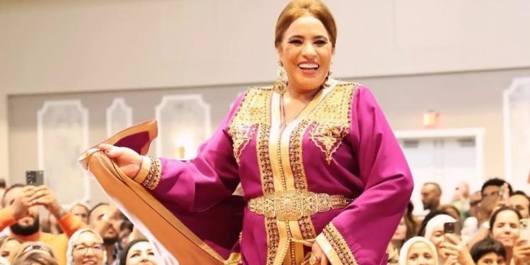 الفنانة الشعبية نجاة عتابو تواصل اللقاء بالجالية المغربية..تفاصيل