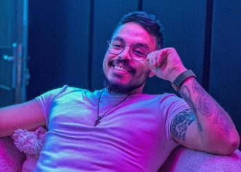 محمد الرفاعي يقطر الشمع على سعيد الناصيري: “فيلم نايضة هركاوي مكيحتارمش ذكاء الجمهور”