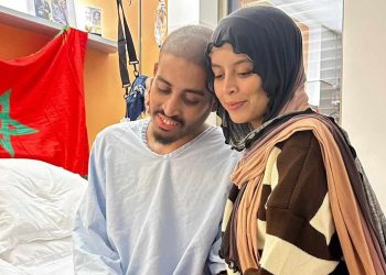 من جديد..خديجة الصديقي تدعم زوجها هشام: “أنا هنا لأجلك”