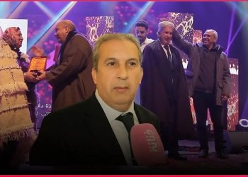 في ليلة أمازيغية بامتياز ..مدير مسرح محمد الخامس بالرباط السيد “محمد بنحساين” يكرم