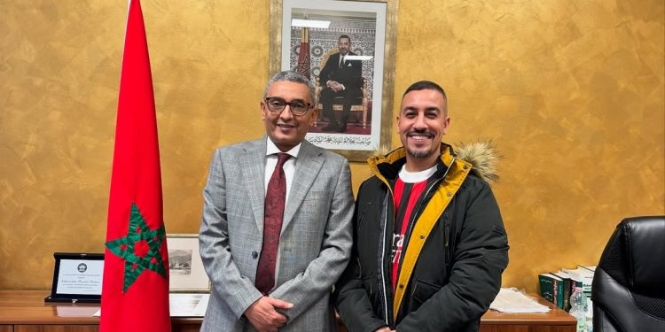 الكوميدي يسار لمغاري يلتقي بقنصل ميلانو..