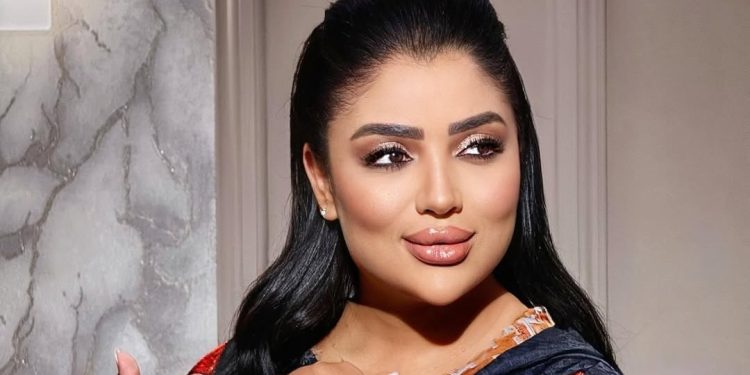 أميمة باعزية تتعرض للسرقة..تفاصيل
