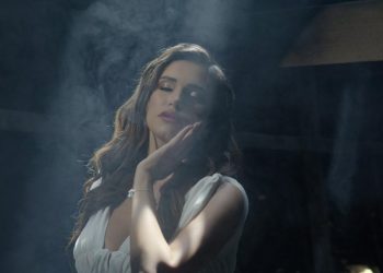 هناء الإدريسي تُشعل الحماس بـ”مكمّلة بنيّة”
