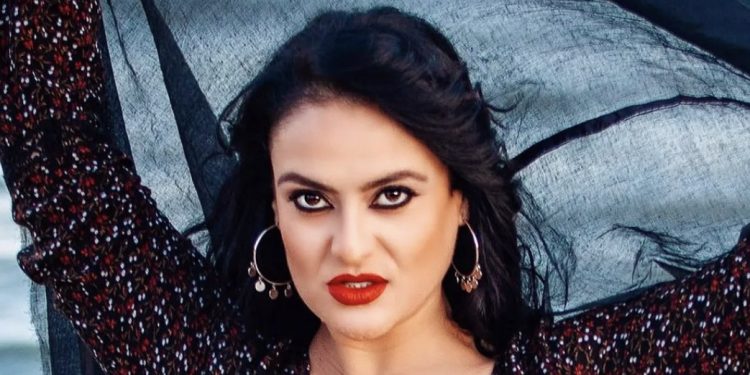 فاطمة الزهراء بناصر تغيب عن البرمجة الرمضانية لهذه السنة
