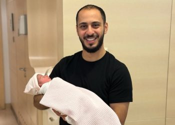 وليد مقداد يرزق بطفلة..صور