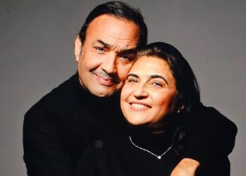بكلمات رومانسية..رشيد الوالي يهنئ زوجته بعيد ميلادها (صورة)