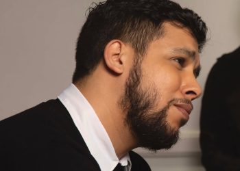 الحر يشوق جمهوره إلى جديده الفني (فيديو)