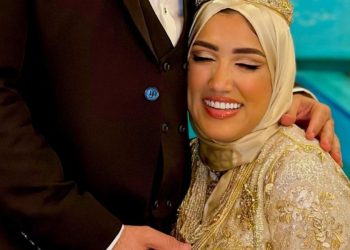 سارة أبو جاد ممتنة إلى زوجها بسبب مرافقته لإبنها قصي: “كيعلم ولدي الرجولة”