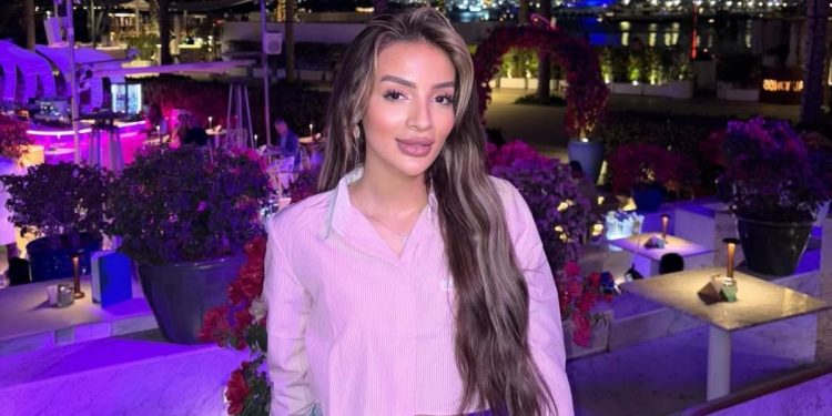 خولة كوين تكشف: “السوشيل ميديا عطاتني بزاف”