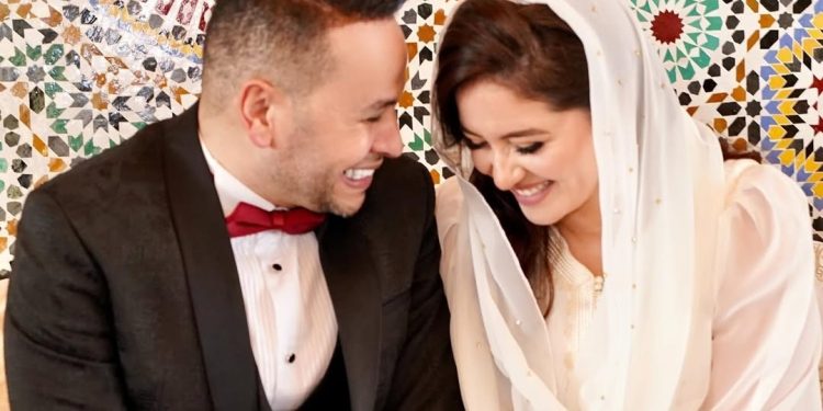 بعد زواجهما للمرة الثانية..سارة أستيري وعبد الله أبو جاد يوجهان رسالة خاصة إلى متابعيهما