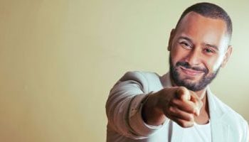 محمد الريفي يشوق جمهوره إلى جديده الفني ..