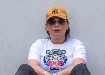 لبنى شكلاط تحن إلى والدها المتوفى: “من ضعفي بكيت”
