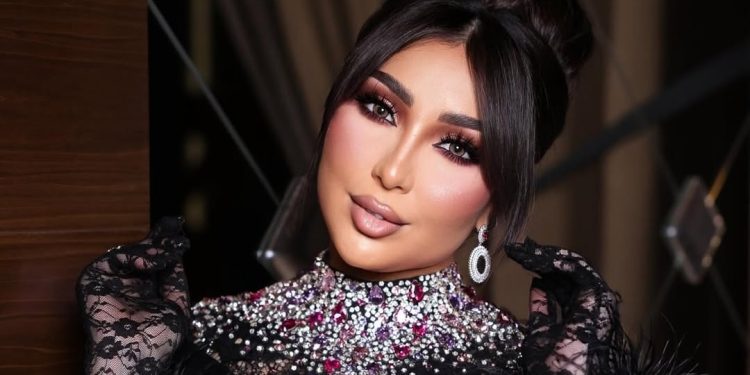 رفقة ثلة من الأسماء الفنية..دنيا بطمة تضرب موعدا جديدا إلى جمهورها بطنجة