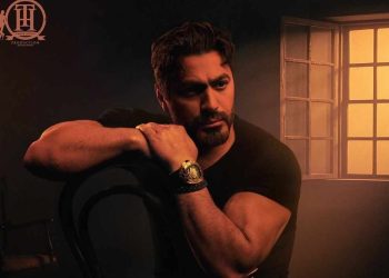 الفنان المصري تامر حسني يروج إلى جديده الفني “لينا ميعاد”