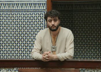 بكلمات مؤثرة..سعد لموفق يجدد ذكرى رحيل والده