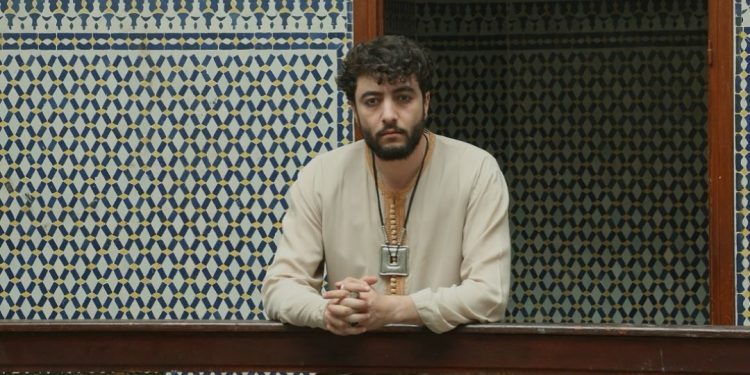 بكلمات مؤثرة..سعد لموفق يجدد ذكرى رحيل والده