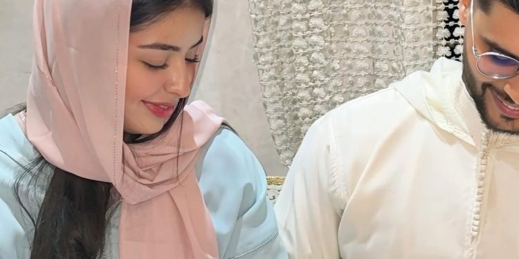سلمى فضيل تفاجئ متابعيها بدخولها القفص الذهبي ..