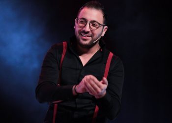 الكوميدي إيكو يحضر إلى جمهوره هذه المفاجأة..تفاصيل