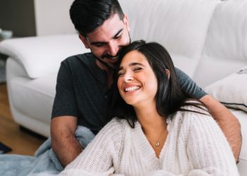 مهارات لإتقان فن الكلام مع زوجك..تعرفي عليها