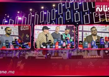 رفقة ثلة من الفنانين المغاربة..حاتم عمور يحيي الدورة الأولى من المهرجان الوطني للقنيطرة: “كنت فرحان والجمهور مبهر”