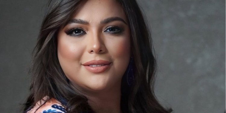 شيماء عبد العزيز تطلب الدعاء..