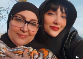 إيمان بطمة توجه رسالة مؤثرة إلى والدتها..تفاصيل
