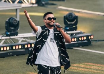 منعم السليماني يحتفل ب 100 مليون مشاهدة لأغنيته “جدي وجدك”