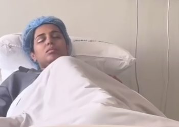 بعد العملية الجراحية..رجاء بلمير تطمئن جمهورها