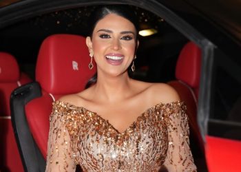 بإطلالة ساحرة..سلمى رشيد تبهر جمهورها