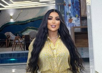 دنيا بطمة تبعث برسالة مشفرة: “يجب أن تضع كل إنسان في حجمه الطبيعي”