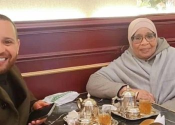 بالصورة..محمد الريفي يكشف عن اشتياقه إلى والدته
