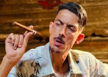 خريج برنامج “ستانداب”..محمد لبصل يخوض تجربة فنية جديدة