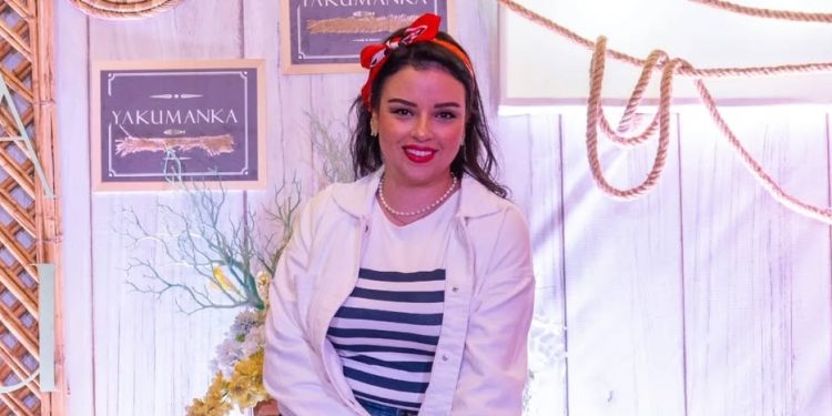 رباب أزماني: “في داخلي طفلة لا تود أن تكبر”