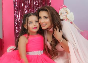 على طريقة الباربي..سحر الصديقي تحتفل بعيد ميلاد ابنتها ( صور)