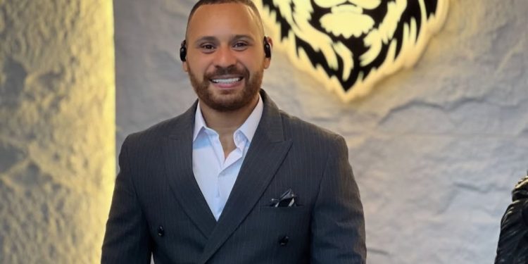 بعد طلاقه..محمد الريفي يعلن عن موعد إطلاق جديده الفني
