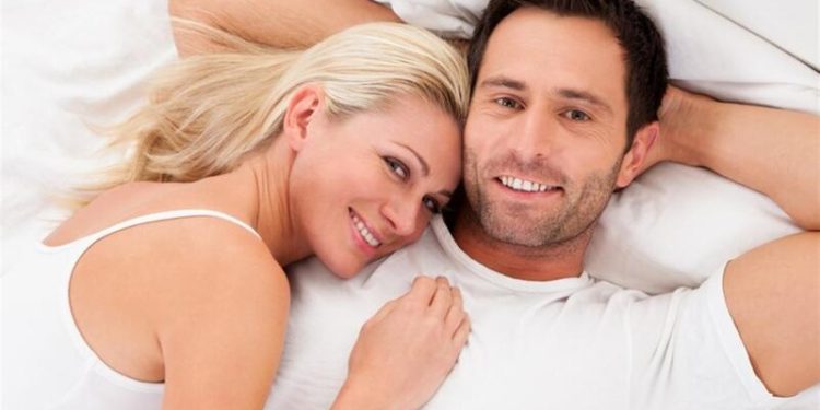 ماذا يحب الرجل في المرأة حسب عمره..