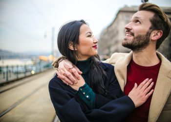 أثر التواصل العاطفي على العلاقة الجنسية بين الزوجين”