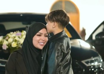 خلود البقالي تفاجئ متابعيها بارتداء الحجاب وسيارة أحلامها..فيديو