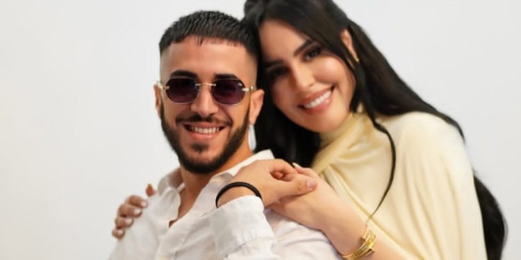 بالصور..كوثر تيسية تعلن عن حملها